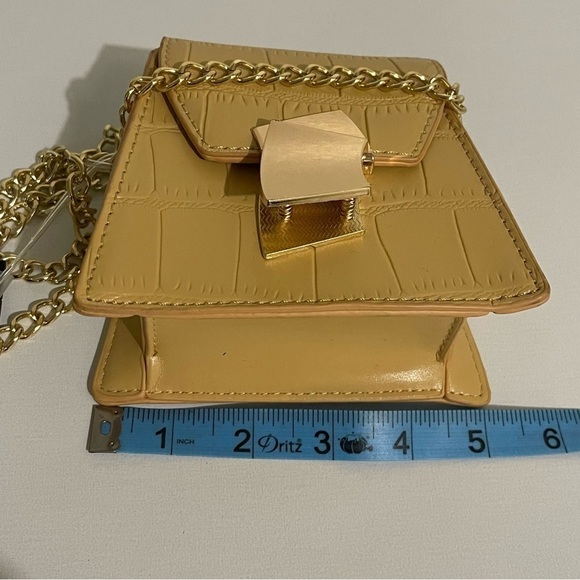 Like Dreams Mini Micro Crossbody Bag Shoulder Chain Strap In Yellow Croc Color - Picture 11 of 11
